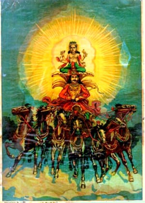 Surya Le dieu du Soleil en Inde sur son chariot et ses 7 chevaux